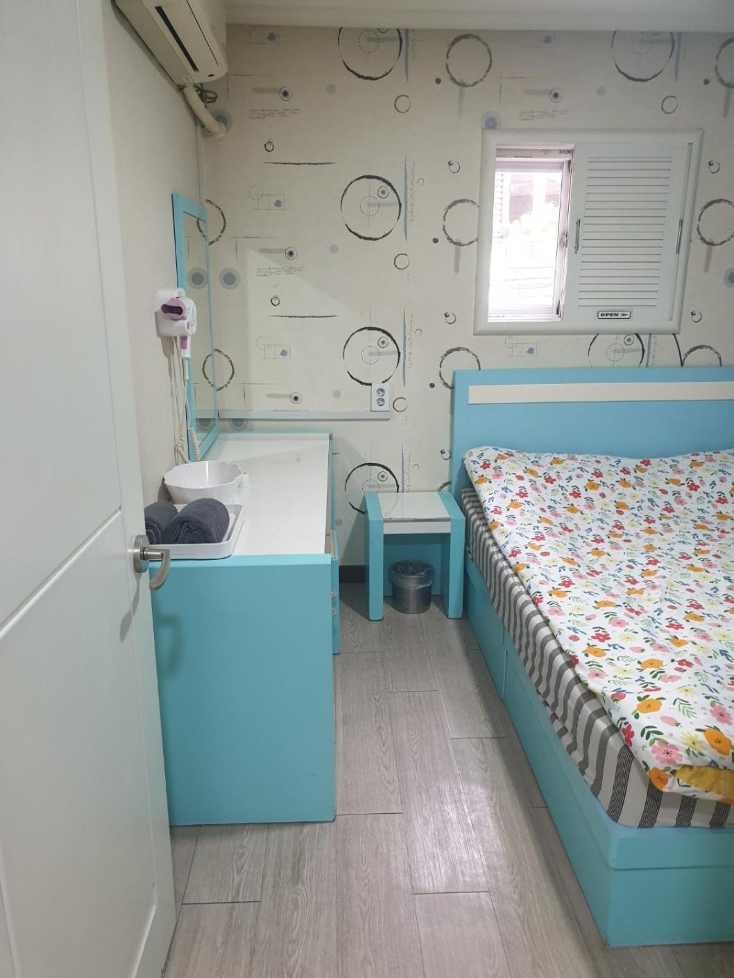 Oppa Hostel Sinchon-Hongdae Seoul Exterior photo