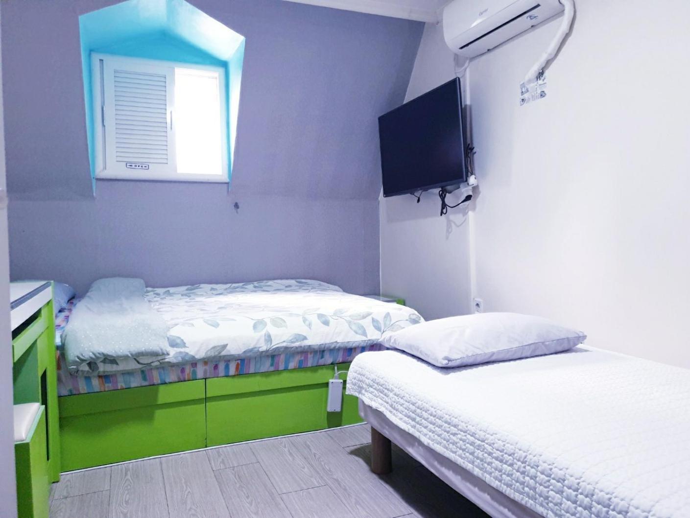 Oppa Hostel Sinchon-Hongdae Seoul Exterior photo